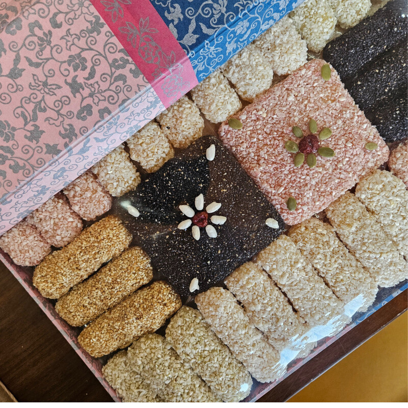 강원더몰,(강원ON)강릉무진장한과  달보드레 선물세트(인디핑크 고급보자기*노리개)